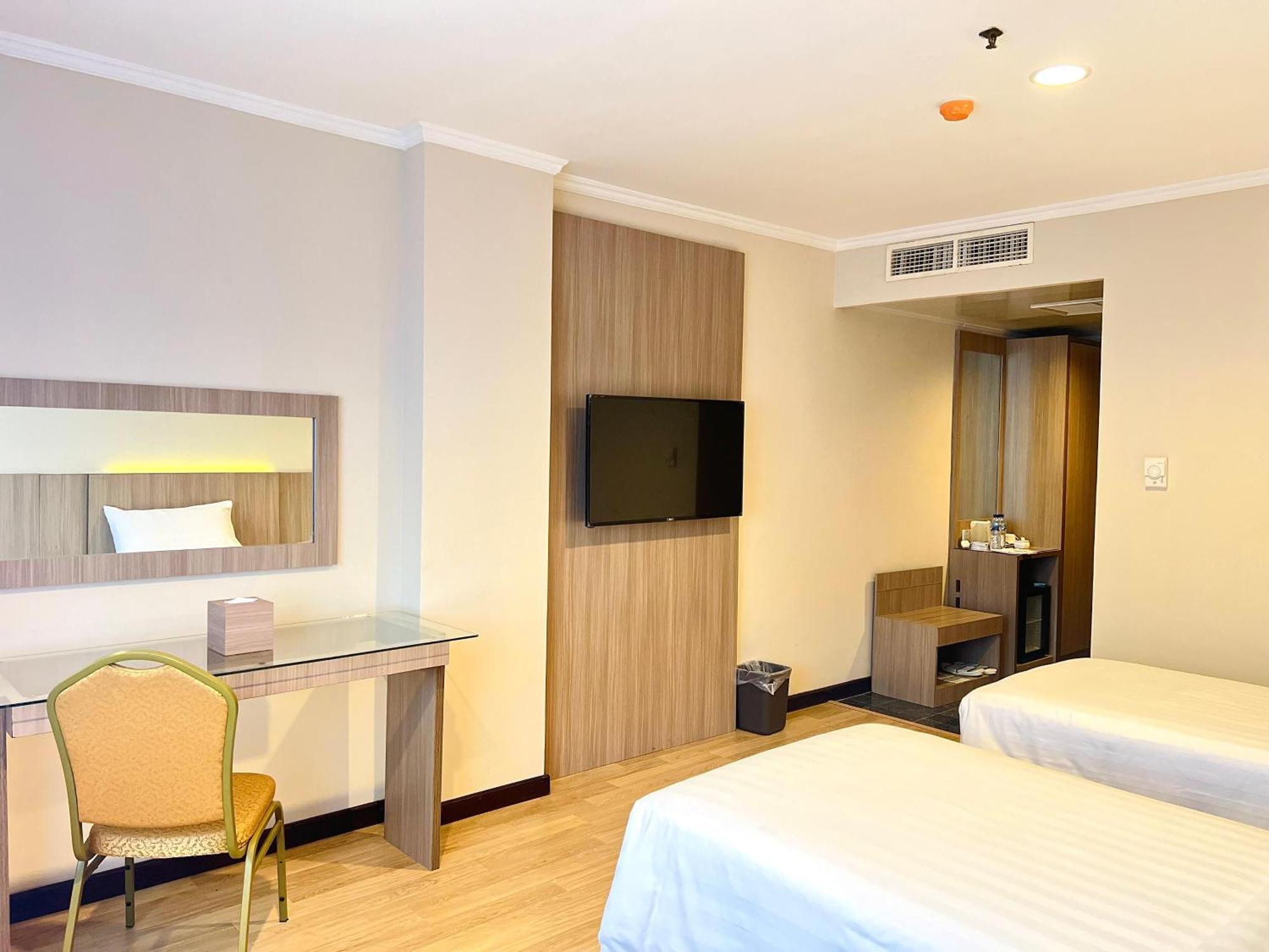 Royal Asia Hotel Palembang Exterior foto
